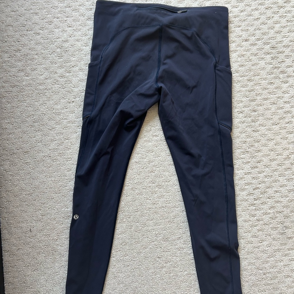 Lululemon dark. Lue with pocket leggings